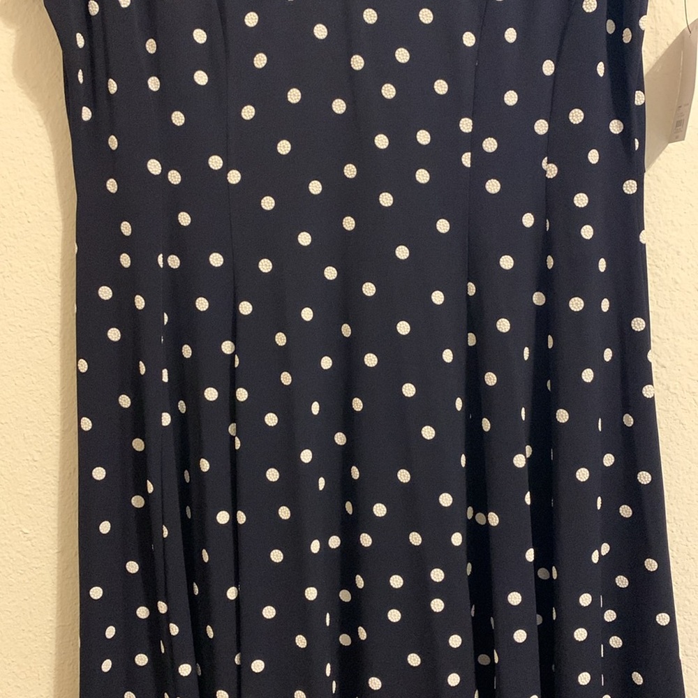 Croft & barrow size large v-neck navy blue polka dotted short sleeve dress - Picture 4 of 9